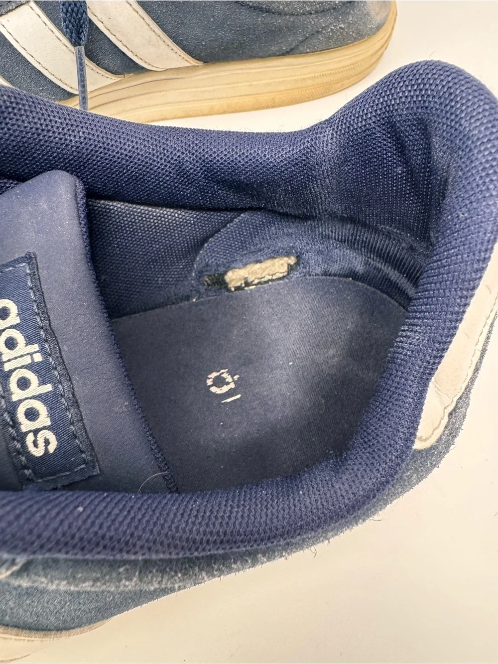 Adidas Suede Sneakers, Navy White, Sz 13, Classic stripe athletic sporty casual